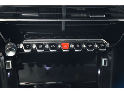 Peugeot 2008 1.2 130PK | Allure Pack | Achteruitrijcamera | 16 Inch LMV | Parkeersensoren achter | Dakrails | ... ActivLease financial lease