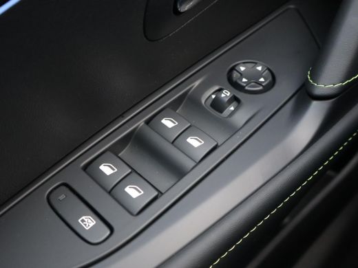 Peugeot 208 1.2 HYBRID 145 PK e-DCS6 GT *NIEUW* + CAMERA | SFEERVERLICHTING | CARPLAY ActivLease financial lease
