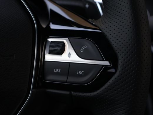 Peugeot 208 1.2 HYBRID 145 PK e-DCS6 GT *NIEUW* + CAMERA | SFEERVERLICHTING | CARPLAY ActivLease financial lease