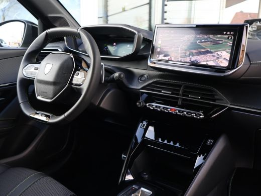 Peugeot 208 1.2 HYBRID 145 PK e-DCS6 GT *NIEUW* + CAMERA | SFEERVERLICHTING | CARPLAY ActivLease financial lease