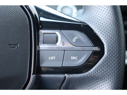 Peugeot 208 1.2 PURETECH 100PK GT PACK | Camera Voor + Achter | Sfeerverlichting | Keyless | Apple Carplay / ... ActivLease financial lease