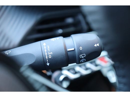 Peugeot 208 1.2 PureTech 75 Style | Airco | Apple Carplay/Android Auto|telefoonintegratie premium | Cruise co... ActivLease financial lease