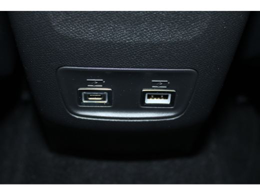 Peugeot e-208 EV GT 50 kWh | Fase 3 laden | Navigatie | Alcantara | Massage | Adaptieve cruise | Black Diamond | ActivLease financial lease