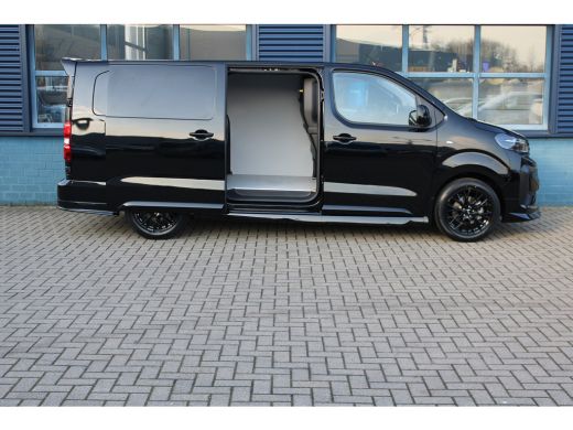 Peugeot e-Expert STX EDITION L3 75 kWh | CAMERA | BETIMMERING | STOEL + STUUR VERWARMING | APPLE CARPLAY/ANDROID A... ActivLease financial lease