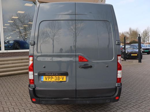 Renault Master T35 2.3 dCi 150 PK L2H2 + DAB | LEDER | CAMERA | DODEHOEK ActivLease financial lease