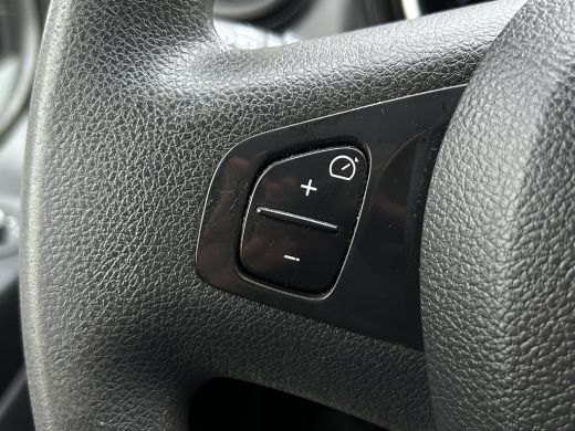 Renault Trafic 1.6 dCi / L1H1 / 1e EIGENAAR / ACHTERKLEP / INRICHTING / AIRCO / CRUISE / BLUETOOTH / 3-ZITS / 6 BAK ActivLease financial lease