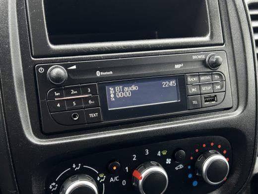 Renault Trafic 1.6 dCi / L1H1 / 1e EIGENAAR / ACHTERKLEP / INRICHTING / AIRCO / CRUISE / BLUETOOTH / 3-ZITS / 6 BAK ActivLease financial lease