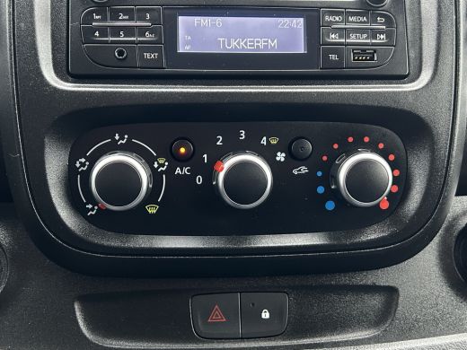 Renault Trafic 1.6 dCi / L1H1 / 1e EIGENAAR / ACHTERKLEP / INRICHTING / AIRCO / CRUISE / BLUETOOTH / 3-ZITS / 6 BAK ActivLease financial lease