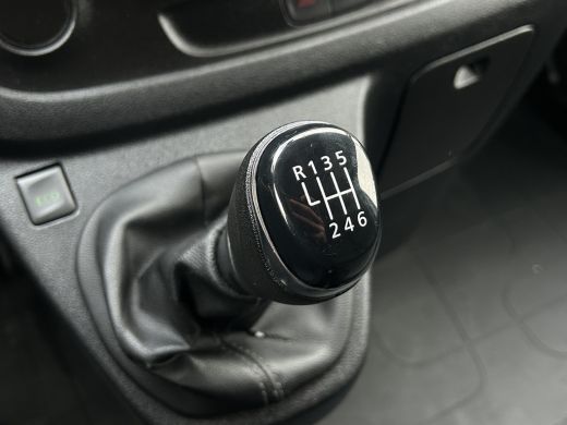 Renault Trafic 1.6 dCi / L1H1 / 1e EIGENAAR / ACHTERKLEP / INRICHTING / AIRCO / CRUISE / BLUETOOTH / 3-ZITS / 6 BAK ActivLease financial lease