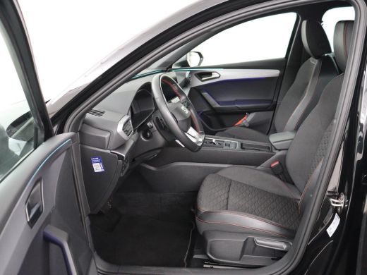 Seat Leon 1.5 eTSI FR Launch Edition | Stoelverwarming | Trekhaak | Adaptive cruise | Camera | Carplay | Sf... ActivLease financial lease