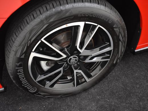 Skoda Fabia 1.0 TSI Monte Carlo 115pk DSG/AUTO | Achteruitrijcamerea | Apple carplay Android auto | Keyless |... ActivLease financial lease