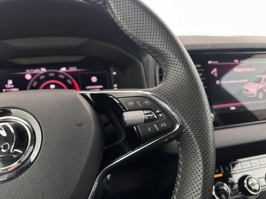 Skoda Karoq 1.5 TSI ACT Sportline Business (INCL-BTW) Aut. *PANO | DIGI-COCKPIT | FULL-LED | ADAPTIVE-CRUISE ... ActivLease financial lease