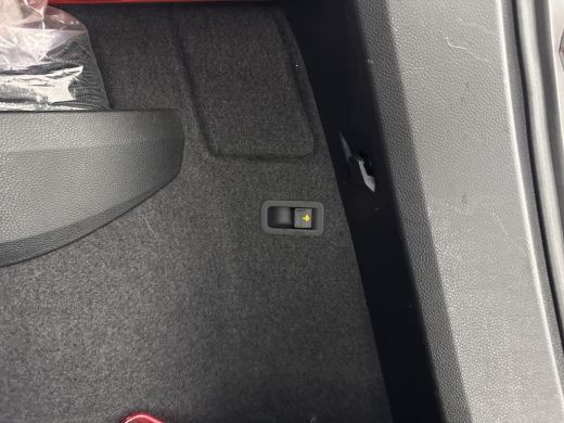 Skoda Karoq 1.5 TSI ACT Sportline Business (INCL-BTW) Aut. *PANO | DIGI-COCKPIT | FULL-LED | ADAPTIVE-CRUISE ... ActivLease financial lease