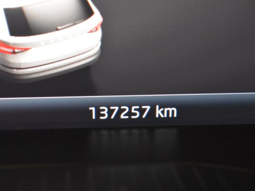 Skoda Kodiaq 1.5 TSI Sportline Business 7p. 150PK 7-DSG/AUTO | Panoramadak elektrisch | Trekhaak | Stoel/Stuur... ActivLease financial lease