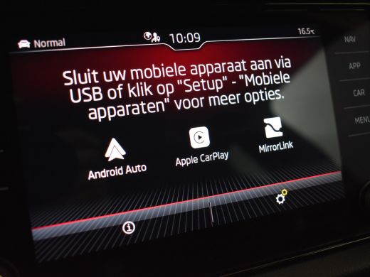 Skoda Kodiaq 1.5 TSI Sportline Business 7p. 150PK 7-DSG/AUTO | Panoramadak elektrisch | Trekhaak | Stoel/Stuur... ActivLease financial lease