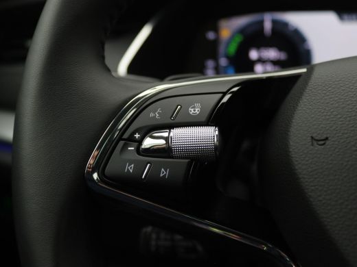 Skoda Octavia Combi 1.4 TSI iV PHEV Business Edition 204PK DSG SOH 97%, Achteruitrijcamera, Adaptieve Cruise Co... ActivLease financial lease