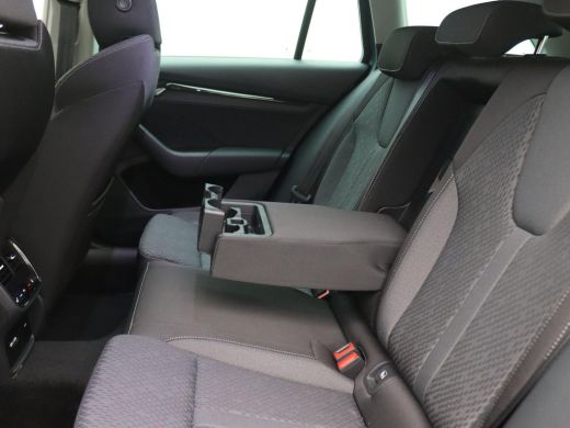 Skoda Octavia Combi 1.4 TSI iV PHEV Business Edition 204PK DSG SOH 97%, Achteruitrijcamera, Adaptieve Cruise Co... ActivLease financial lease