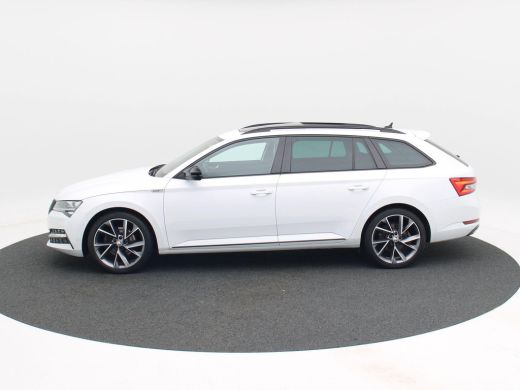 Skoda Superb Combi 1.4 TSi iV 218 Pk Automaat Sportline Business | Trekhaak | Panoramadak | Adaptive Cruise | ... ActivLease financial lease
