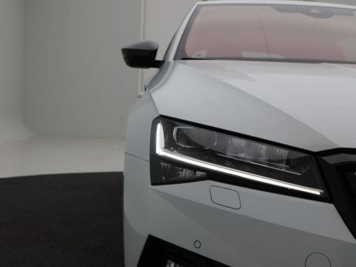 Skoda Superb Combi 1.4 TSi iV 218 Pk Automaat Sportline Business | Trekhaak | Panoramadak | Adaptive Cruise | ... ActivLease financial lease