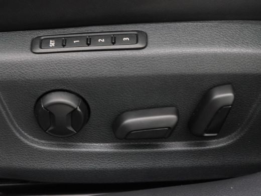 Skoda Superb Combi 1.4 TSi iV 218 Pk Automaat Sportline Business | Trekhaak | Panoramadak | Adaptive Cruise | ... ActivLease financial lease