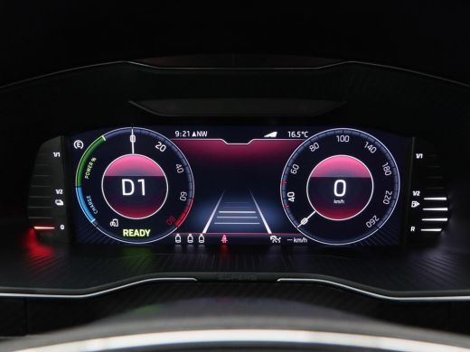 Skoda Superb Combi 1.4 TSi iV 218 Pk Automaat Sportline Business | Trekhaak | Panoramadak | Adaptive Cruise | ... ActivLease financial lease