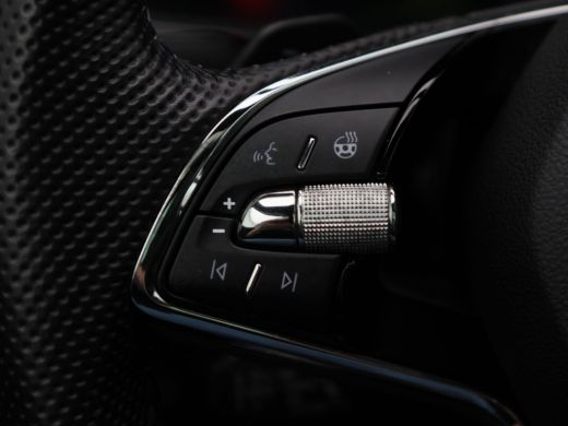 Skoda Superb Combi 1.4 TSi iV 218 Pk Automaat Sportline Business | Trekhaak | Panoramadak | Adaptive Cruise | ... ActivLease financial lease