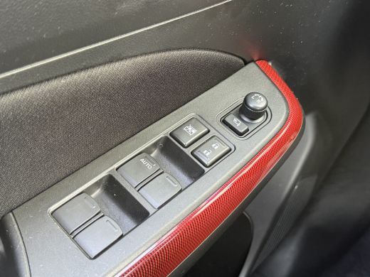 Suzuki Swift 1.4 Sport Smart Hybrid | CarPlay | ACC | Dodehoek | Camera | Keyless ActivLease financial lease