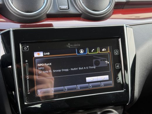 Suzuki Swift 1.4 Sport Smart Hybrid | CarPlay | ACC | Dodehoek | Camera | Keyless ActivLease financial lease