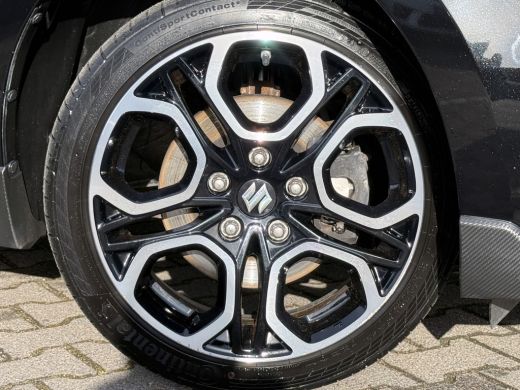 Suzuki Swift 1.4 Sport Smart Hybrid | CarPlay | ACC | Dodehoek | Camera | Keyless ActivLease financial lease