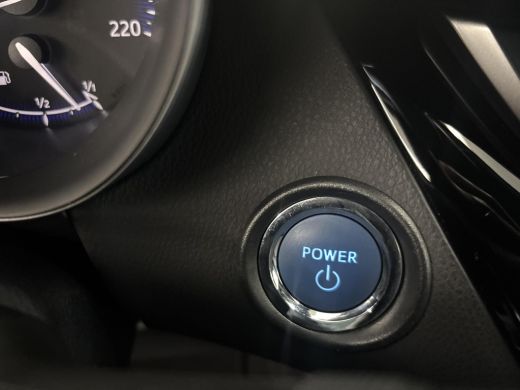 Toyota C-HR 1.8 Hybrid Style ActivLease financial lease