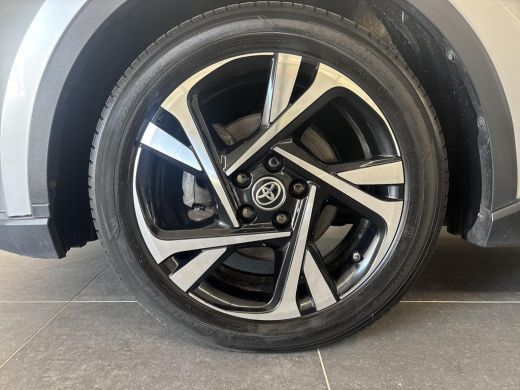 Toyota C-HR 1.8 Hybrid Style ActivLease financial lease