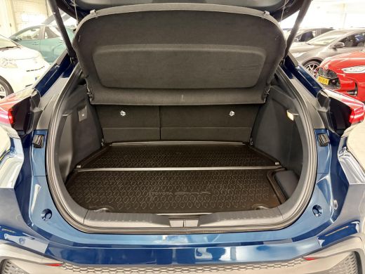 Toyota C-HR 2.0 Plug-in Hybrid 220 First Edition ActivLease financial lease