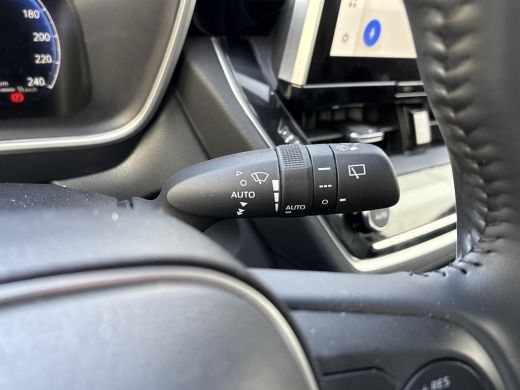 Toyota Corolla Cross Hybrid 140 Dynamic **ADAPTIEF CRUISE CONTROL/ KEYLESS/ LENDENSTEUN** ActivLease financial lease