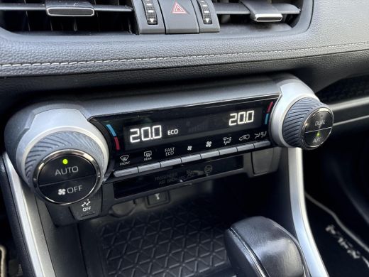 Toyota RAV4 2.5 Hybrid Active **TREKHAAK/ ADAPTIEF CRUISE CONTROL/ ELEKTRONISCHE ACHTERKLEP** ActivLease financial lease