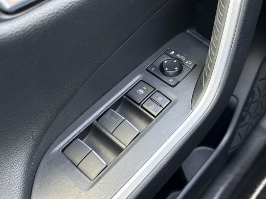 Toyota RAV4 2.5 Hybrid Active **TREKHAAK/ ADAPTIEF CRUISE CONTROL/ ELEKTRONISCHE ACHTERKLEP** ActivLease financial lease