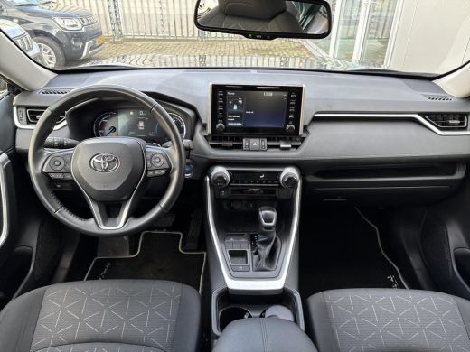 Toyota RAV4 2.5 Hybrid Active **TREKHAAK/ ADAPTIEF CRUISE CONTROL/ ELEKTRONISCHE ACHTERKLEP** ActivLease financial lease