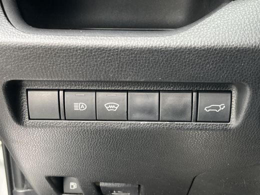 Toyota RAV4 2.5 Hybrid Bi-Tone | Carplay | Parkeersensoren | Stoelverwarming | Navigatie | ActivLease financial lease