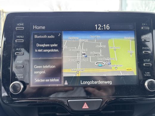 Toyota Yaris 1.5 Hybrid Executive **DODEHOEK DETECTIE/ STOELVERWARMING/ PARKEERSENSOREN/ KEYLESS** ActivLease financial lease