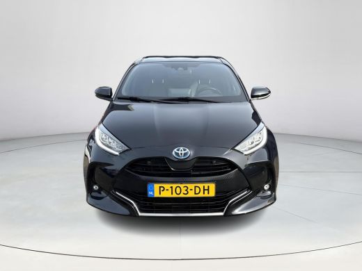 Toyota Yaris 1.5 Hybrid Executive **DODEHOEK DETECTIE/ STOELVERWARMING/ PARKEERSENSOREN/ KEYLESS** ActivLease financial lease