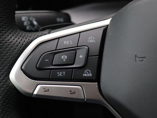 Volkswagen Golf 1.5 eHybrid GTE 272PK DSG Pano-Schuifdak, Trekhaak, 18" LM Velgen, Achteruitrijcamera, Stoel-Stuu... ActivLease financial lease