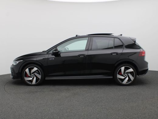 Volkswagen Golf 1.5 eHybrid GTE 272PK DSG Pano-Schuifdak, Trekhaak, 18" LM Velgen, Achteruitrijcamera, Stoel-Stuu... ActivLease financial lease
