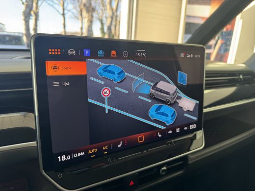 Volkswagen ID. Buzz Pro 79 kWh 286PK RWD Private lease &euro;720.- per maand | Trekhaak | stoelverwarming | app connect ActivLease financial lease