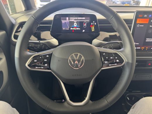 Volkswagen ID. Buzz Pro 79 kWh 286PK RWD Incl btw | Trekhaak | stoelverwarming | app connect ActivLease financial lease