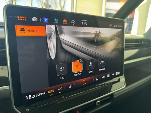 Volkswagen ID. Buzz Pro 79 kWh 286PK RWD Incl btw | Trekhaak | stoelverwarming | app connect ActivLease financial lease