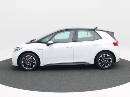 Volkswagen ID.3 First 58 kWh 204 Pk | Adaptive Cruise | Zwarte Hemel | Stoelverwarming | Climate Control | LED | ... ActivLease financial lease