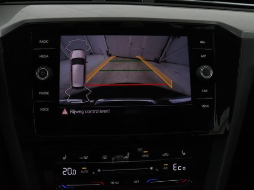 Volkswagen Passat 1.4 TSI PHEV GTE | Stoelverwarming | Camera | Carplay | Navigatie | Matrix LED | Adaptive cruise ... ActivLease financial lease