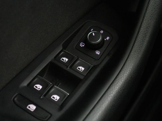 Volkswagen Passat 1.4 TSI PHEV GTE | Stoelverwarming | Camera | Carplay | Navigatie | Matrix LED | Adaptive cruise ... ActivLease financial lease