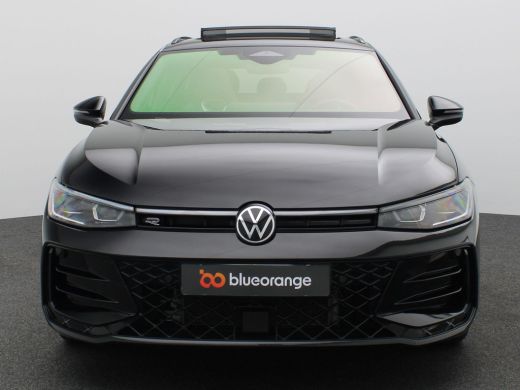 Volkswagen Passat Variant 1.5 eHybrid R-Line Edition 272PK DSG SOH 100%, Pano-Schuifdak, Trekhaak, Black Style, Key... ActivLease financial lease