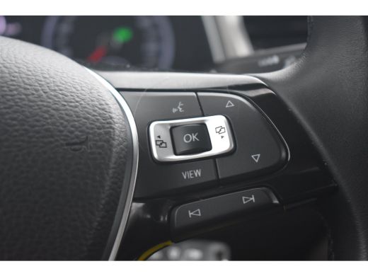 Volkswagen T-Roc 1.5 150PK DSG Style | ADAPT. CRUISE | APP. CONNECT | FULL LED | CLIMATE CONTROL | DAB+ ActivLease financial lease