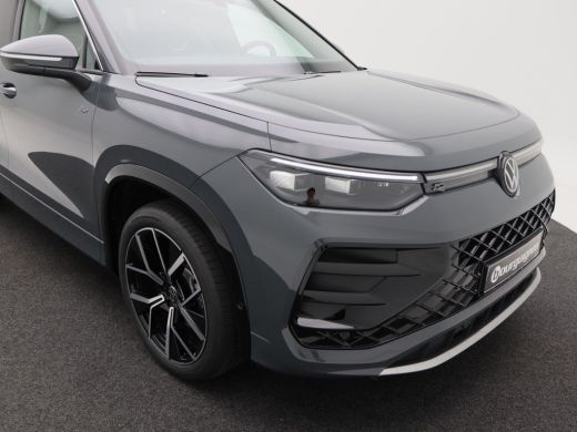 Volkswagen Tayron 1.5 eHybrid 272 Pk R-Line Edition | Panoramadak | Trekhaak | 20 Inch | Camera | Stuur- en Stoelve... ActivLease financial lease